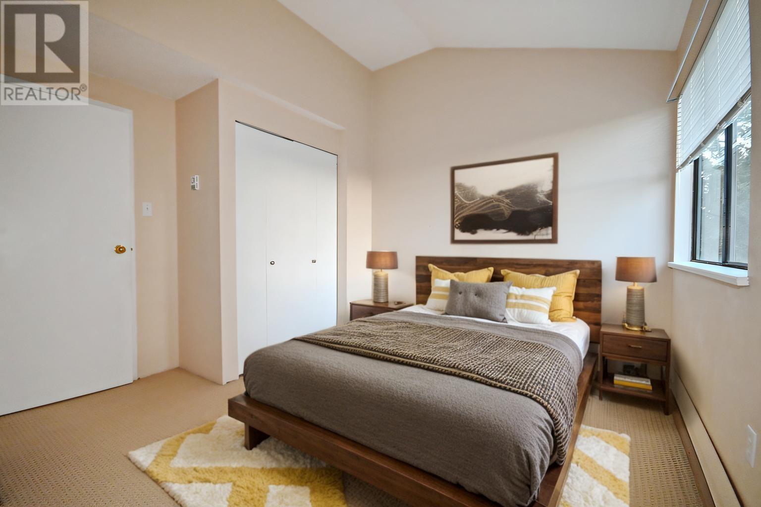 Listing Picture 19 of 28 : 205 8160 COLONIAL DRIVE, Richmond / 烈治文 - 魯藝地產 Yvonne Lu Group - MLS Medallion Club Member