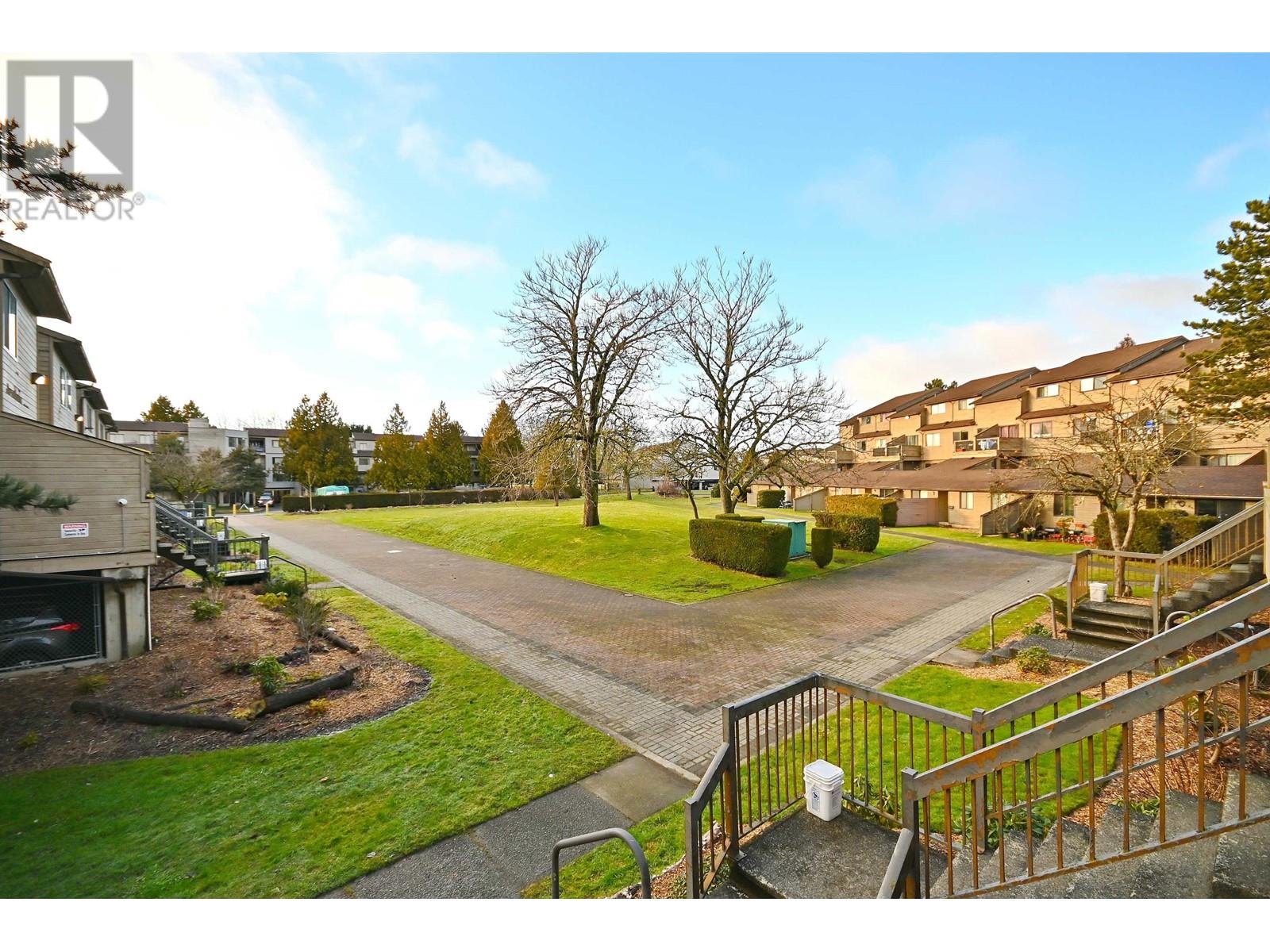 Listing Picture 27 of 28 : 205 8160 COLONIAL DRIVE, Richmond / 烈治文 - 魯藝地產 Yvonne Lu Group - MLS Medallion Club Member