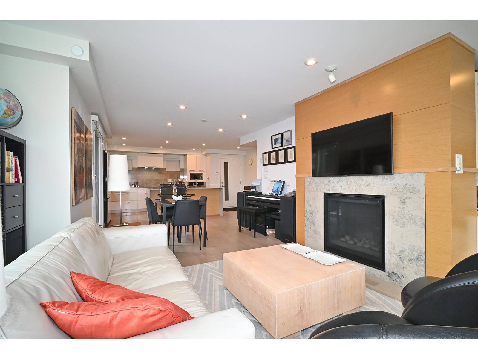 308 1160 Oxford Street, Surrey, British Columbia  V4B 0B3 - Photo 8 - R2988305