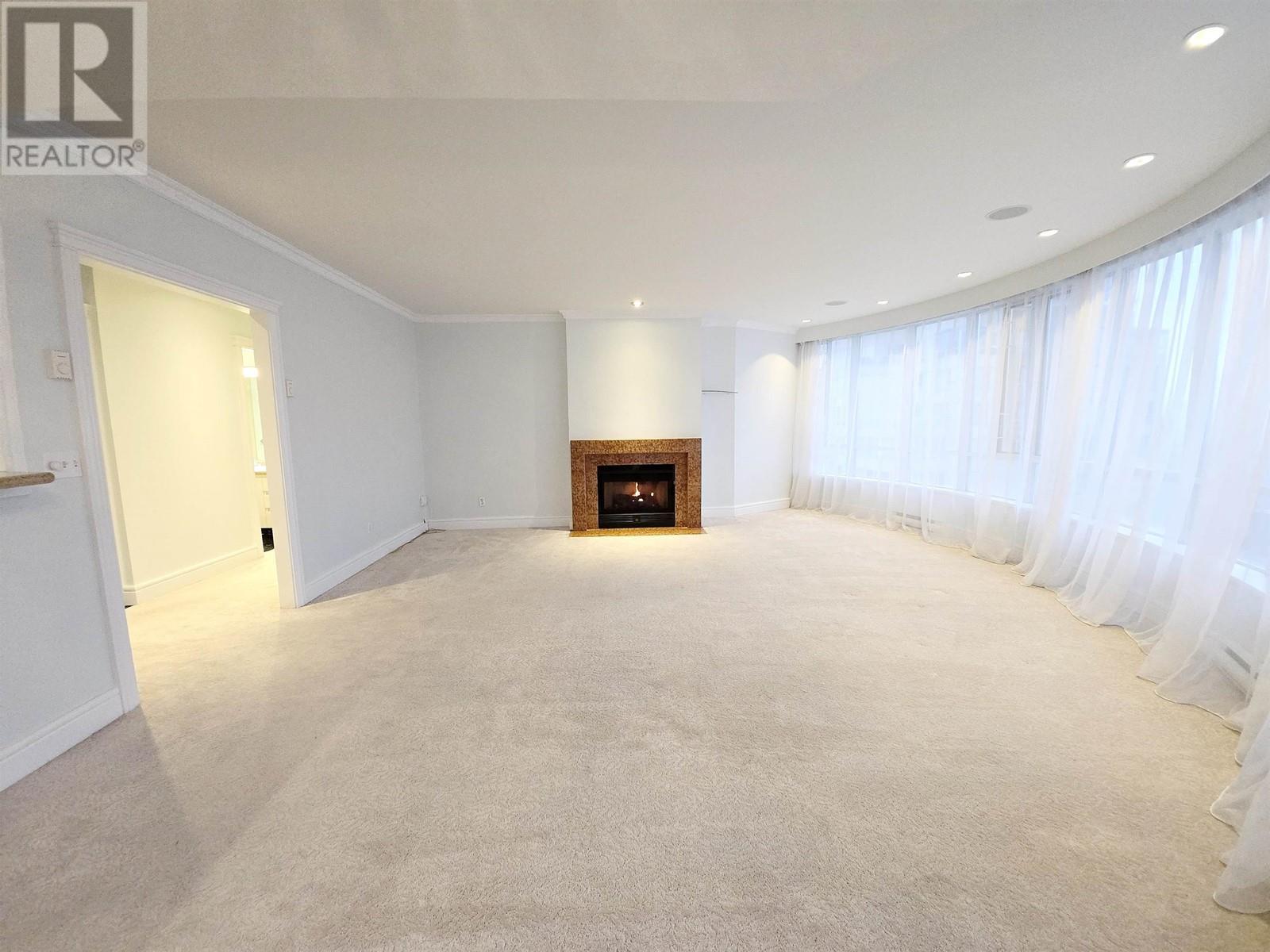 Listing Picture 5 of 22 : 2601 6240 MCKAY AVENUE, Burnaby / 本拿比 - 魯藝地產 Yvonne Lu Group - MLS Medallion Club Member