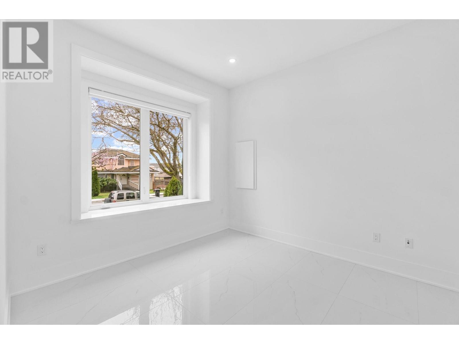 Property at 6765 KITCHENER STREET image 4