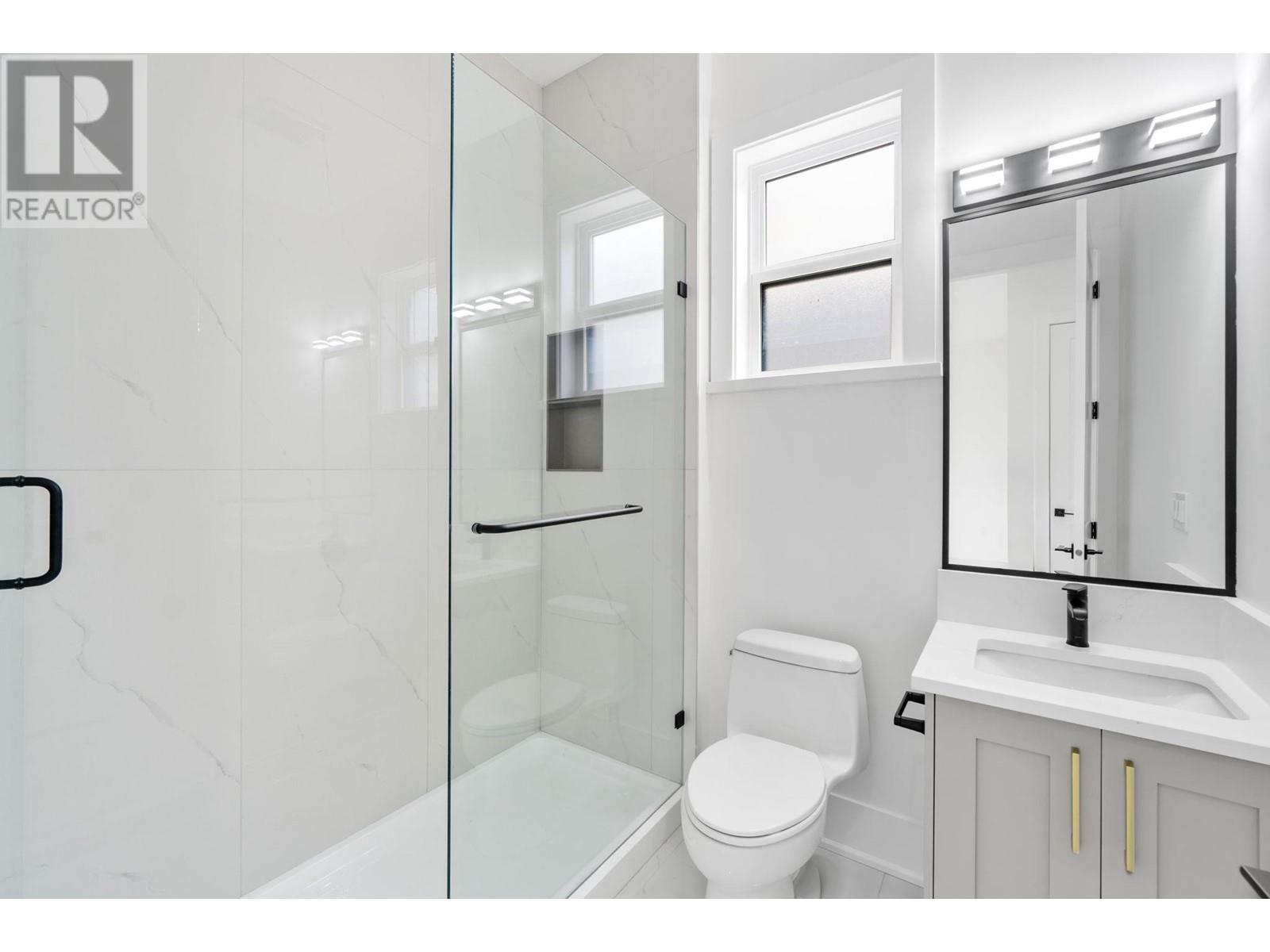 6765 Kitchener Street, Burnaby, British Columbia  V5B 2J8 - Photo 6 - R2988698