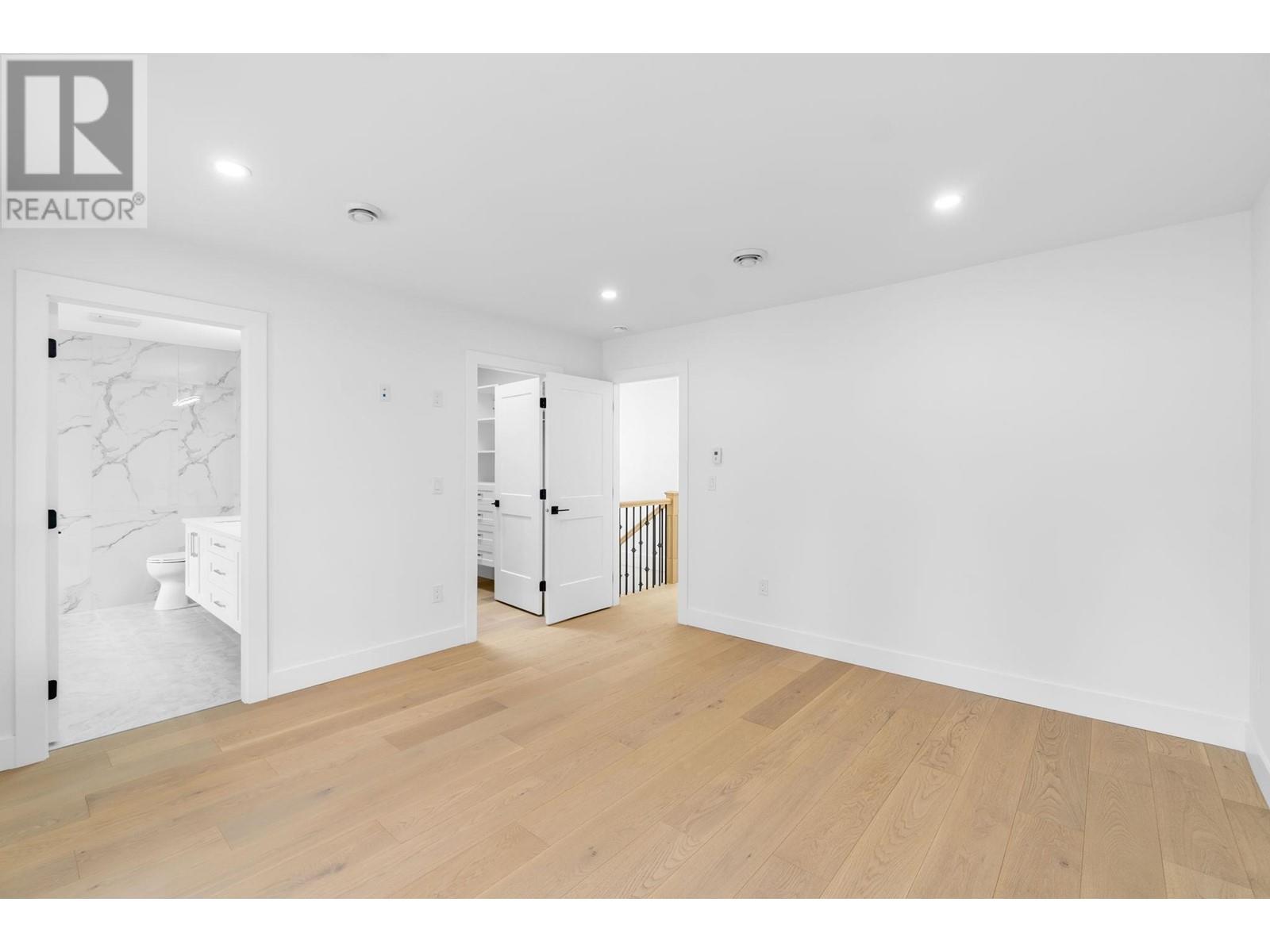 6765 Kitchener Street, Burnaby, British Columbia  V5B 2J8 - Photo 13 - R2988698