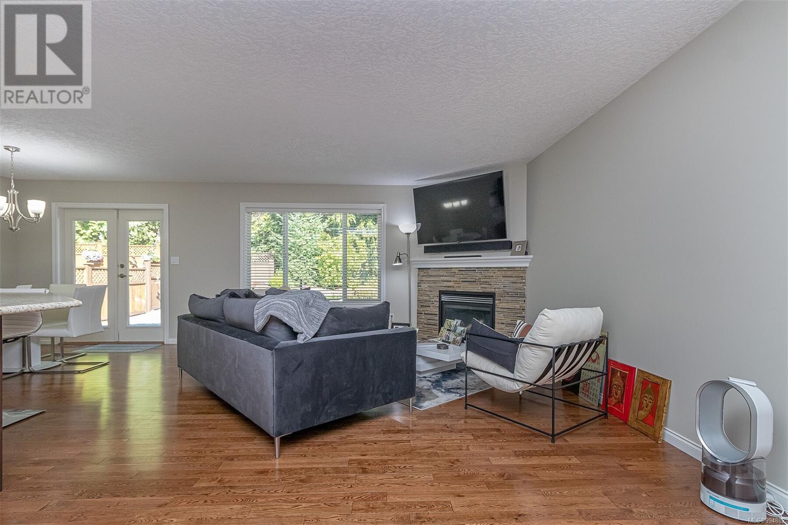 Property at 3335 Cook St image 4