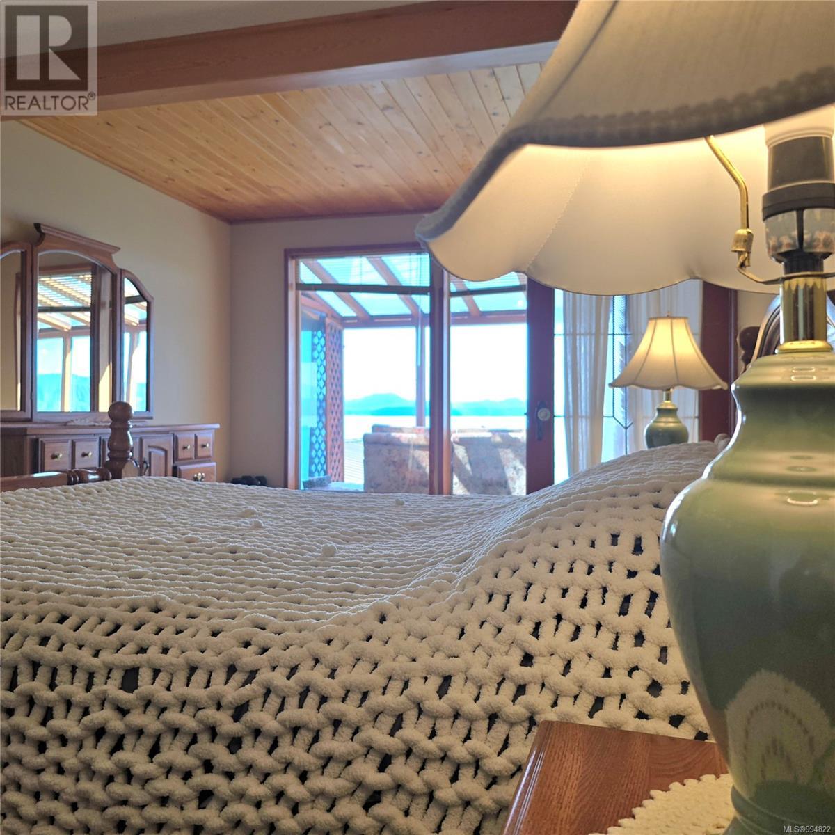 220 1st St, Sointula, British Columbia  V0N 3E0 - Photo 38 - 994822