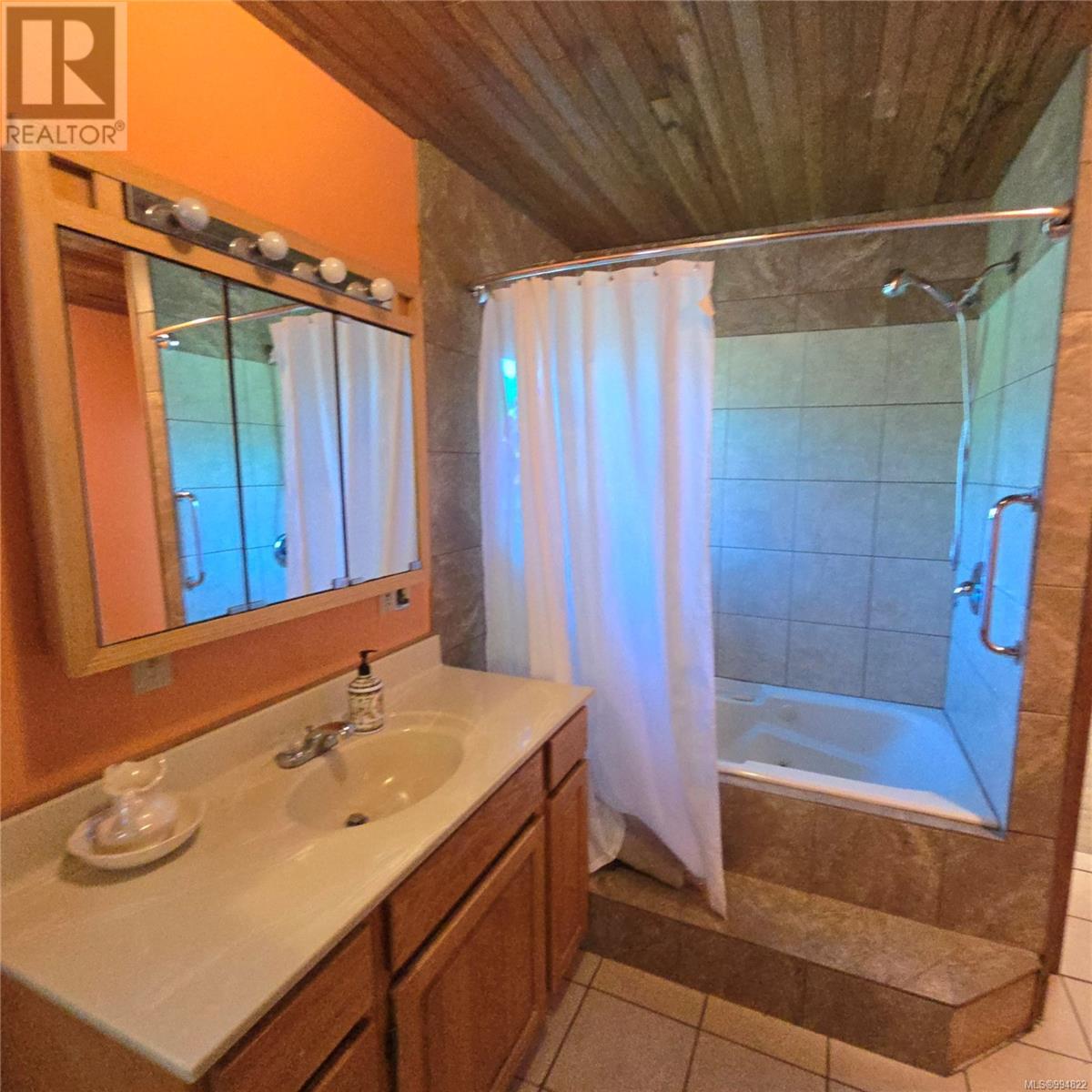 220 1st St, Sointula, British Columbia  V0N 3E0 - Photo 53 - 994822