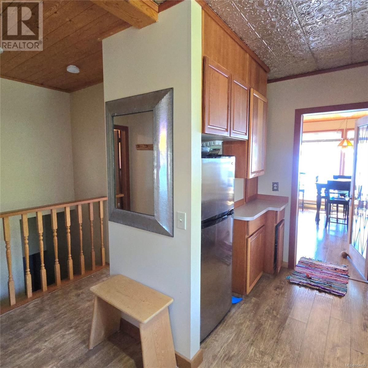 220 1st St, Sointula, British Columbia  V0N 3E0 - Photo 12 - 994822