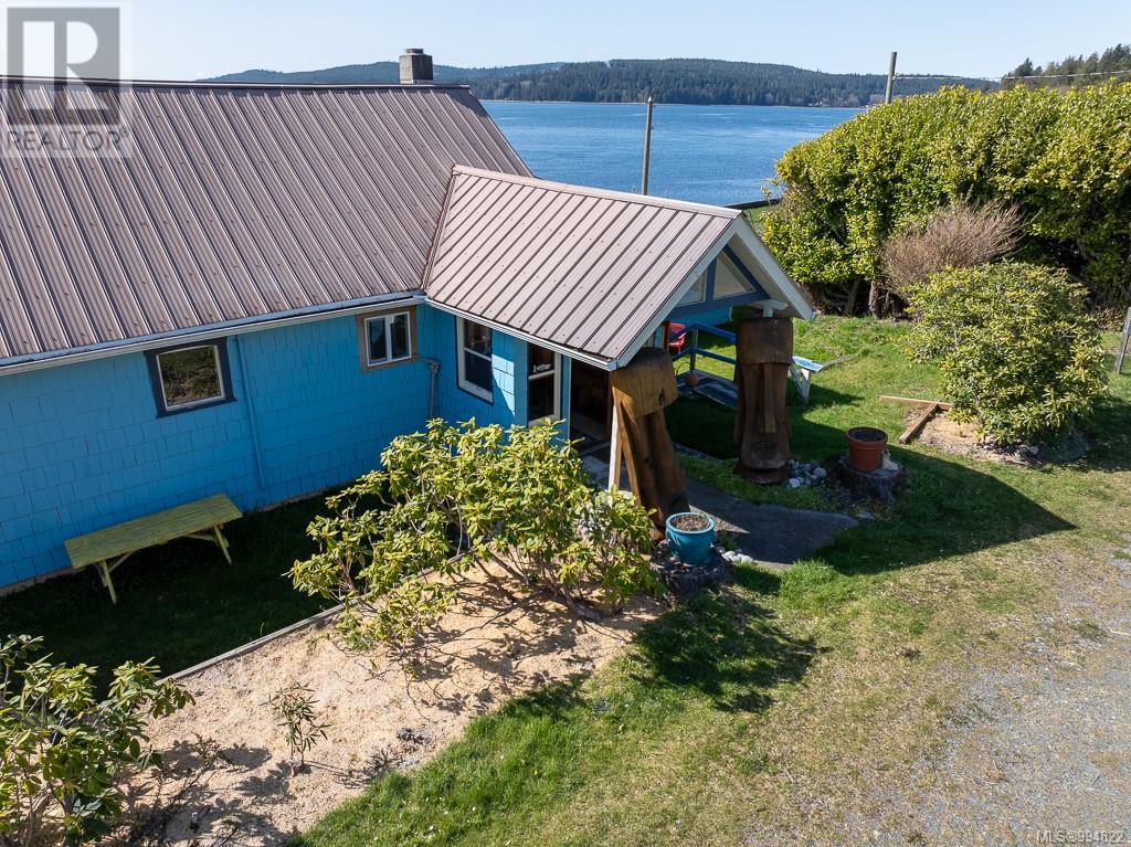 220 1st St, Sointula, British Columbia  V0N 3E0 - Photo 94 - 994822