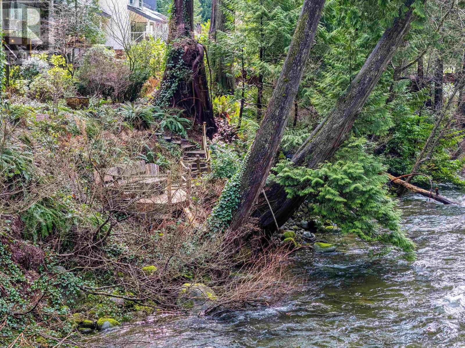 1755 Edgewater Lane, North Vancouver, British Columbia  V7H 1T3 - Photo 9 - R2984228