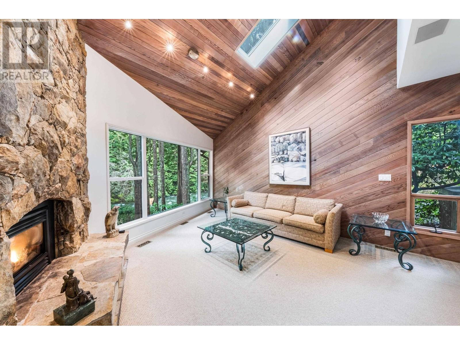 1755 Edgewater Lane, North Vancouver, British Columbia  V7H 1T3 - Photo 11 - R2984228