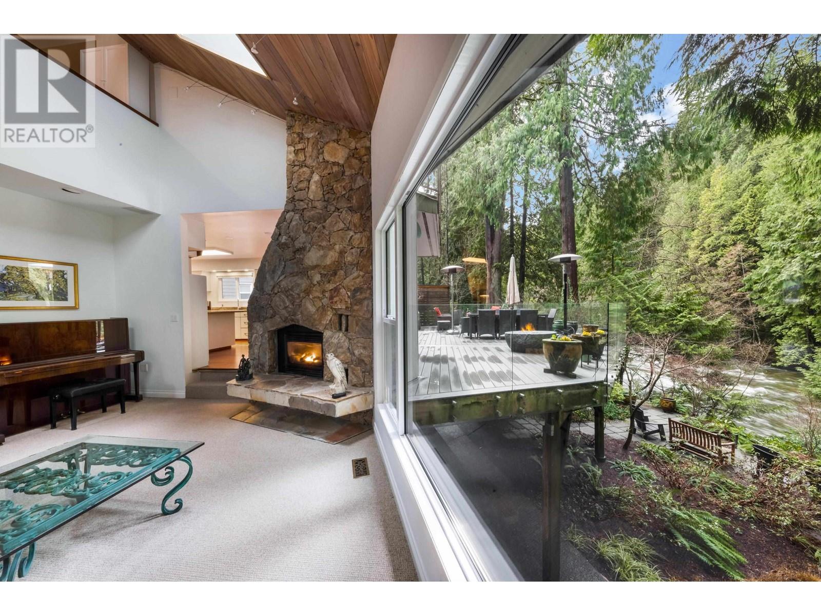 1755 Edgewater Lane, North Vancouver, British Columbia  V7H 1T3 - Photo 12 - R2984228