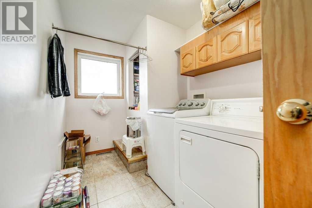 8638 21 Avenue, Coleman, Alberta  T0K 0M0 - Photo 5 - A2210346
