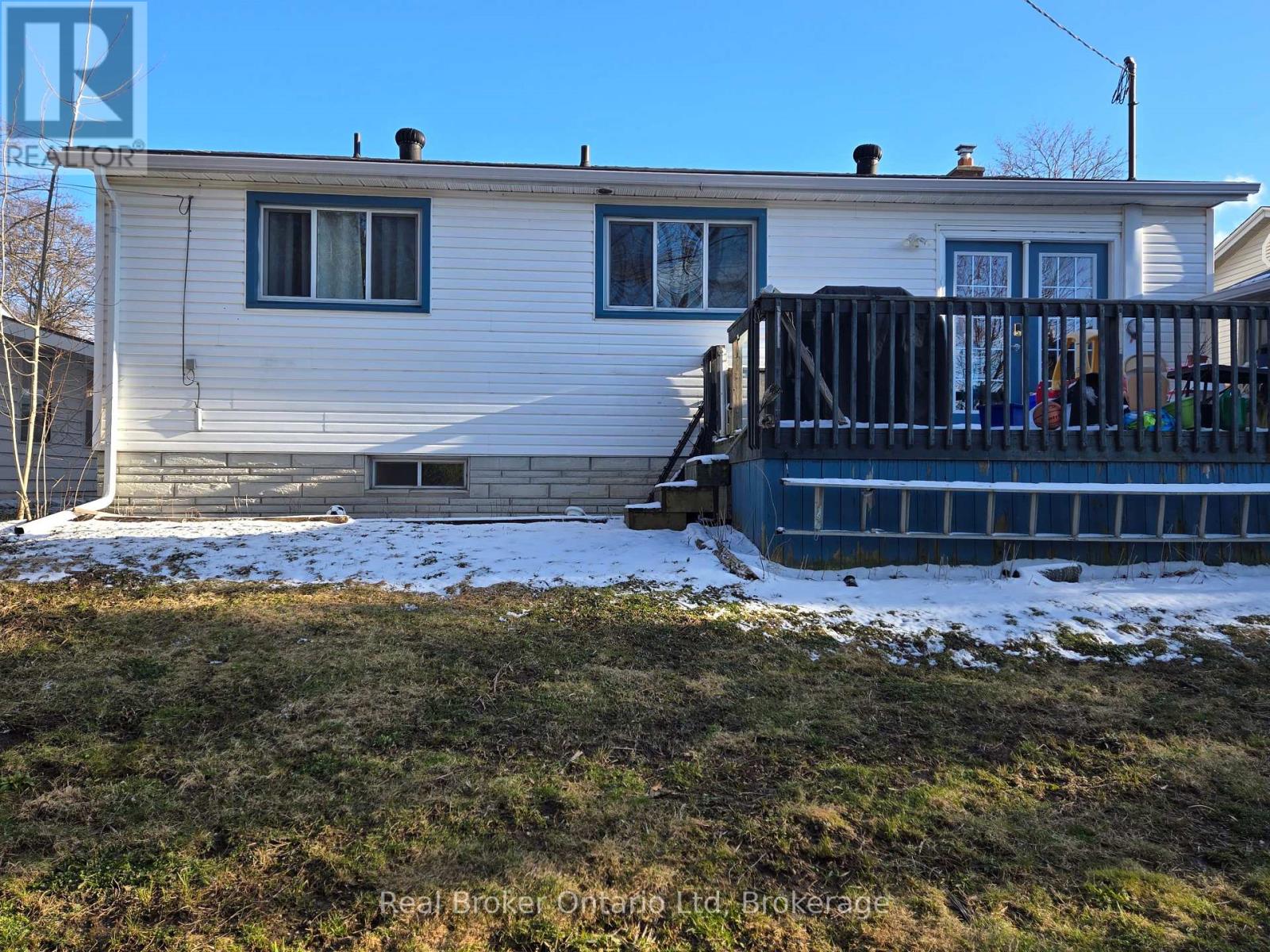 1088 10th Street E, Owen Sound, Ontario  N4K 1T6 - Photo 26 - X12070714