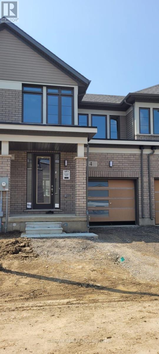Property at 10 FREEDOM CRESCENT image 2