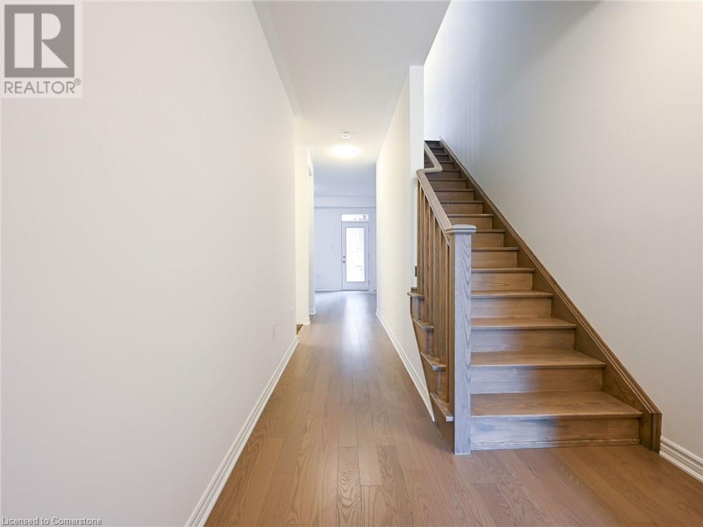 4045 Saida Street, Mississauga, Ontario  L5M 2S8 - Photo 4 - 40715517