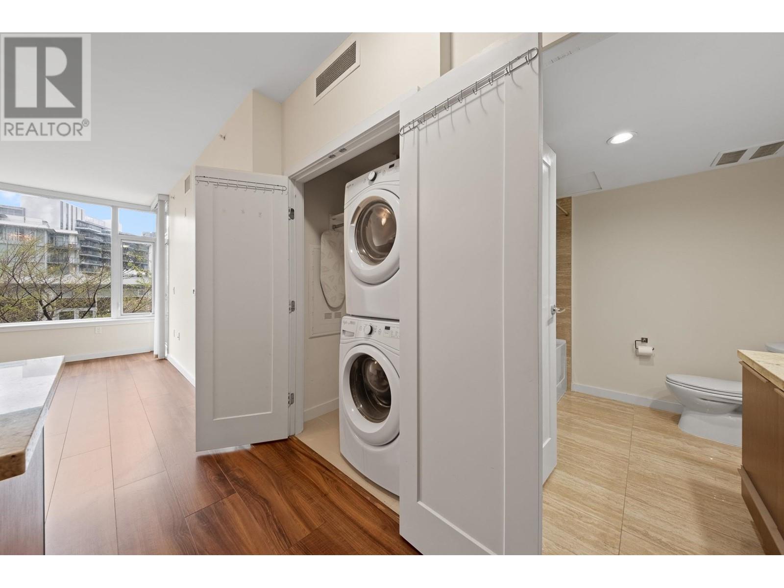 604 8677 Capstan Way, Richmond, British Columbia  V6X 0N6 - Photo 8 - R2988079