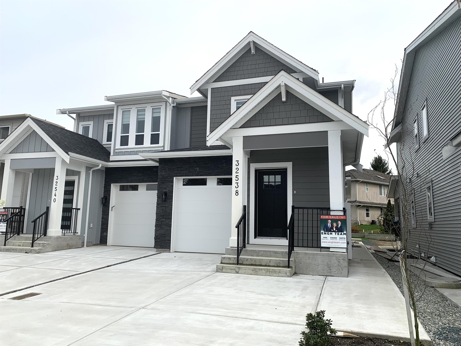 Property at 32538 HIGGINBOTTOM COURT image 2