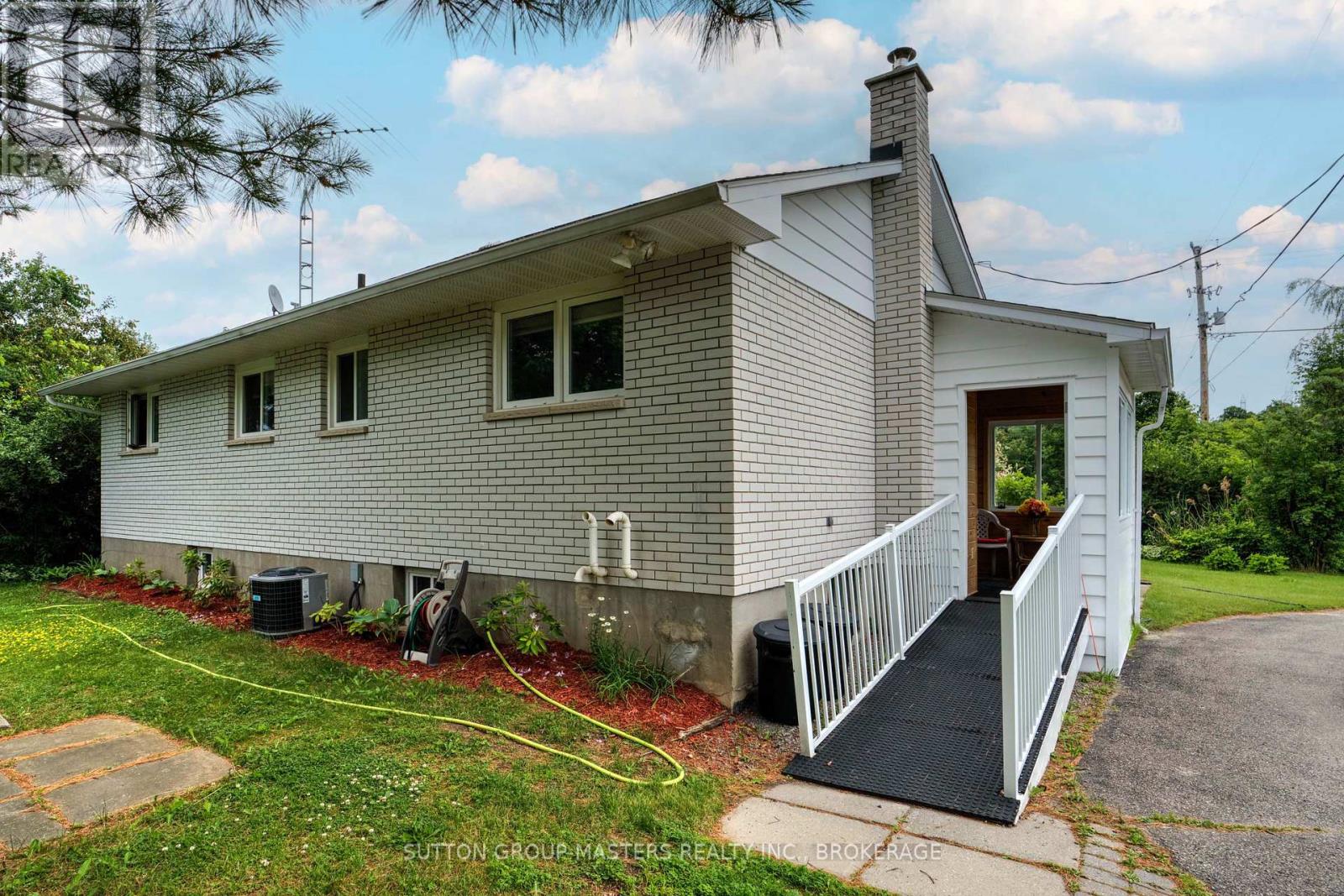 1 Main Street, Rideau Lakes, Ontario  K0G 1V0 - Photo 2 - X12073541