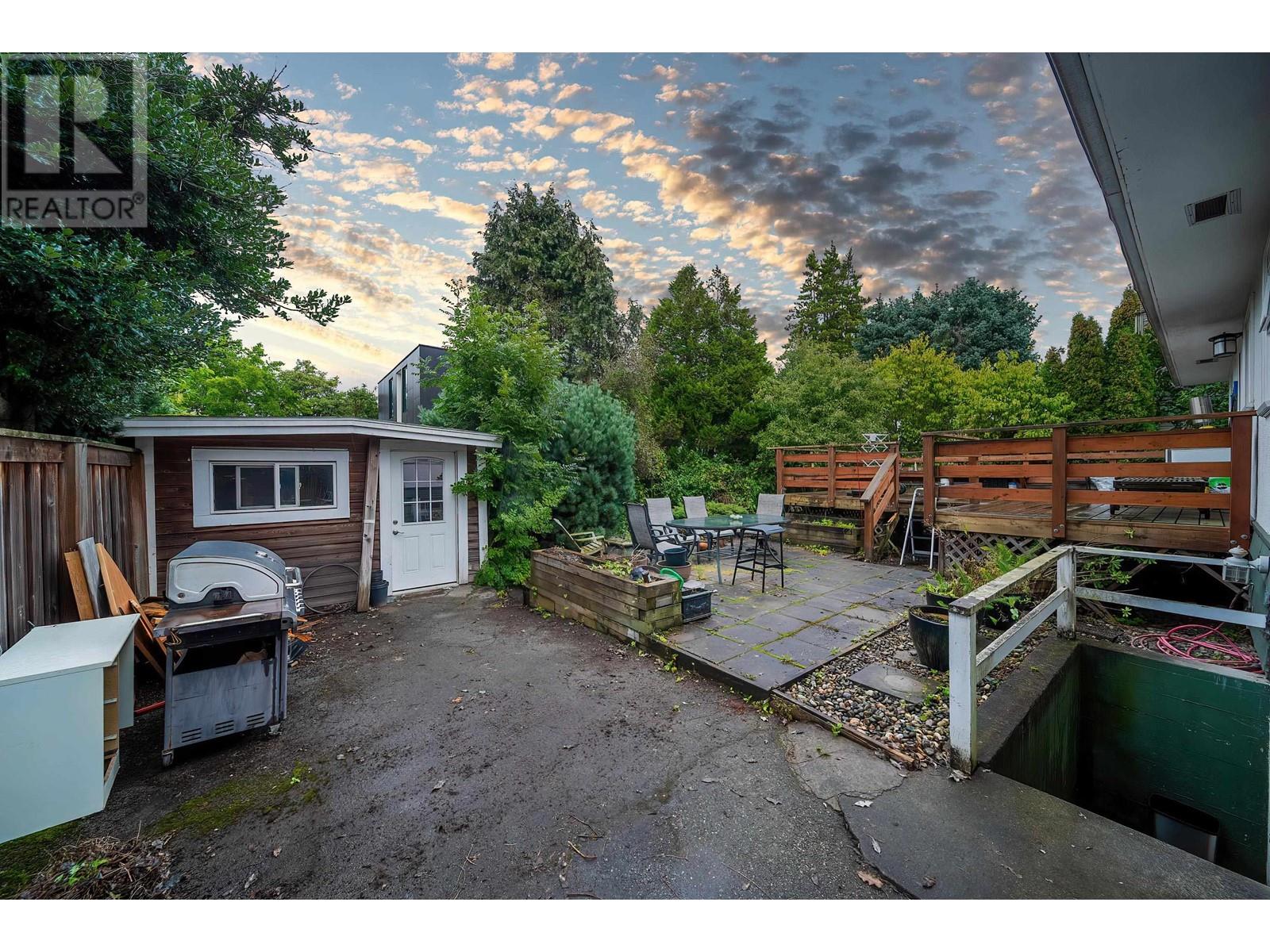 4615 W 4th Avenue, Vancouver, British Columbia  V6R 1R6 - Photo 33 - R2988813