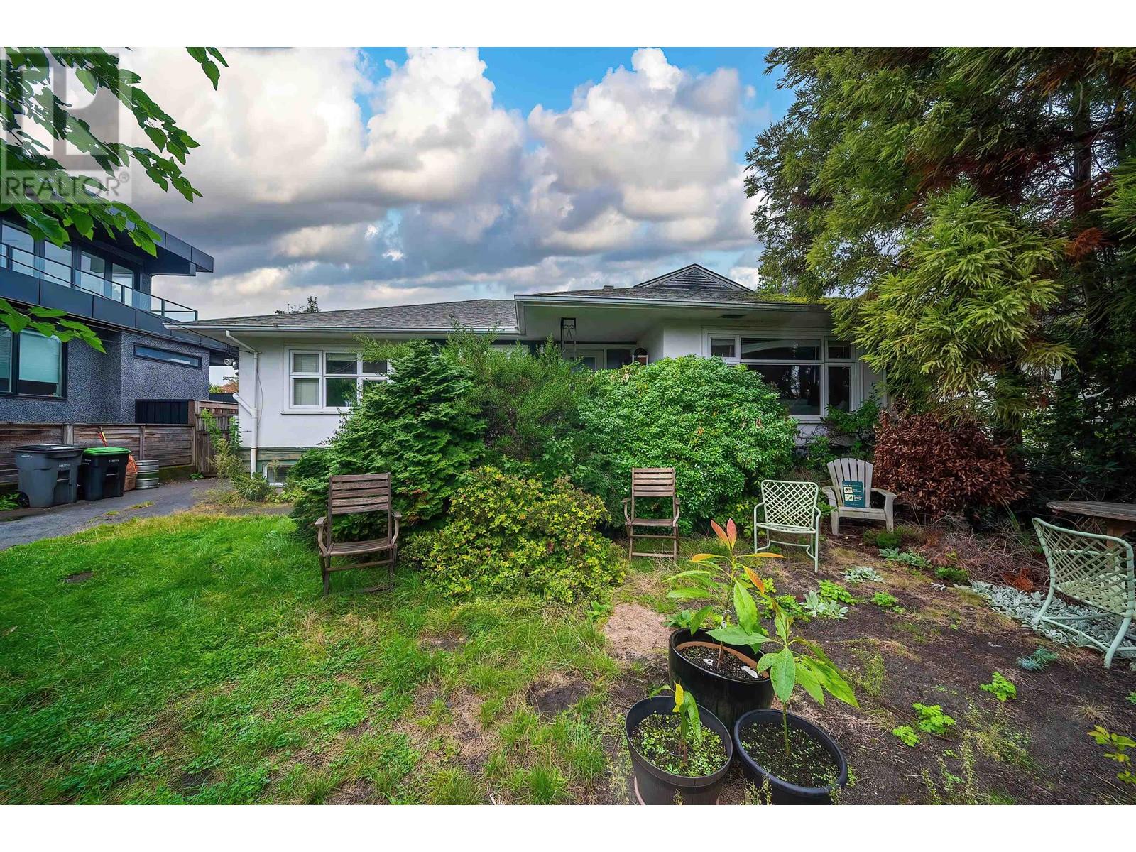 4615 W 4th Avenue, Vancouver, British Columbia  V6R 1R6 - Photo 38 - R2988813