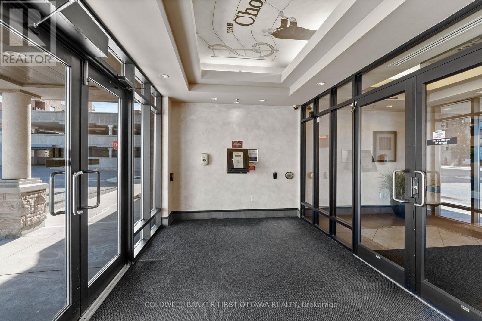 Property at 912 - 314 CENTRAL PARK DRIVE image 3