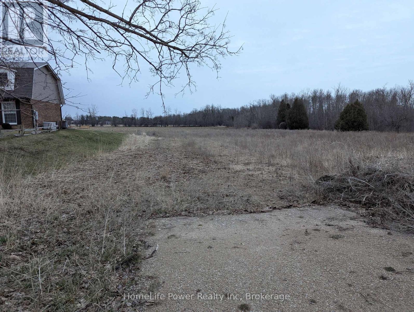 7151 Schaefer Road, Guelph/eramosa, Ontario  N0B 1B0 - Photo 2 - X12073536