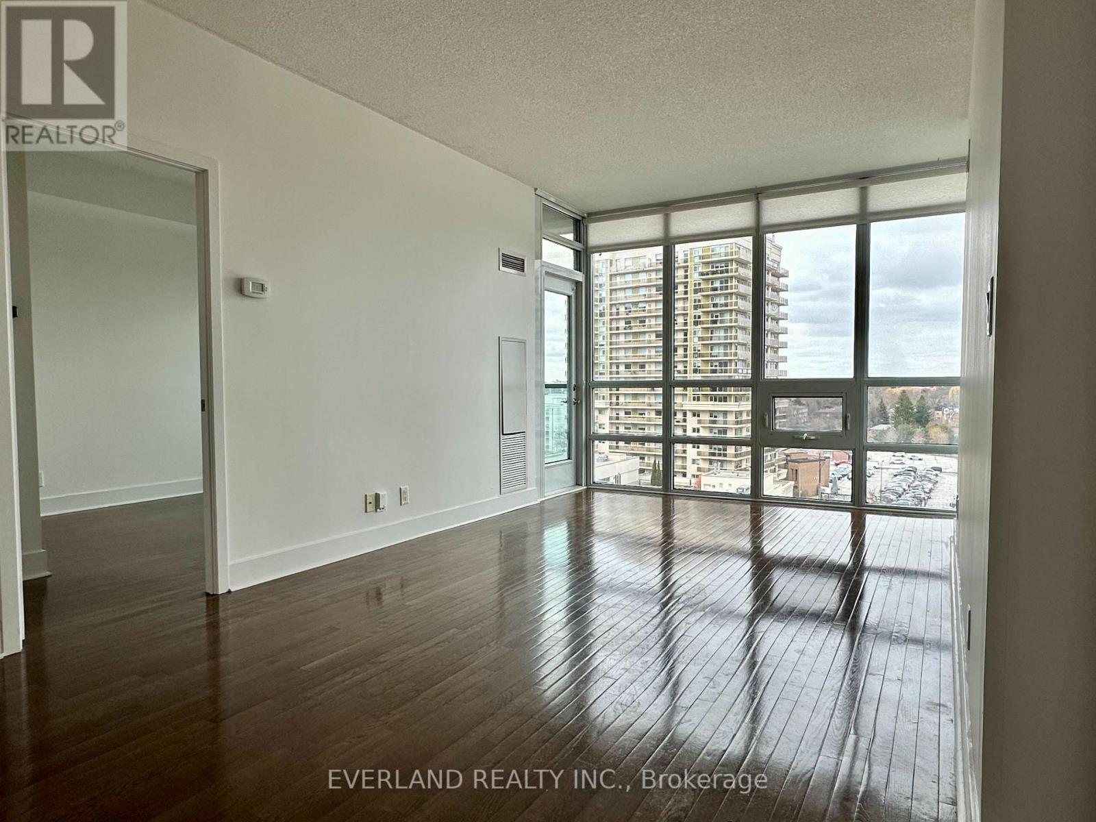 901 - 26 NORTON AVENUE, Toronto, Ontario