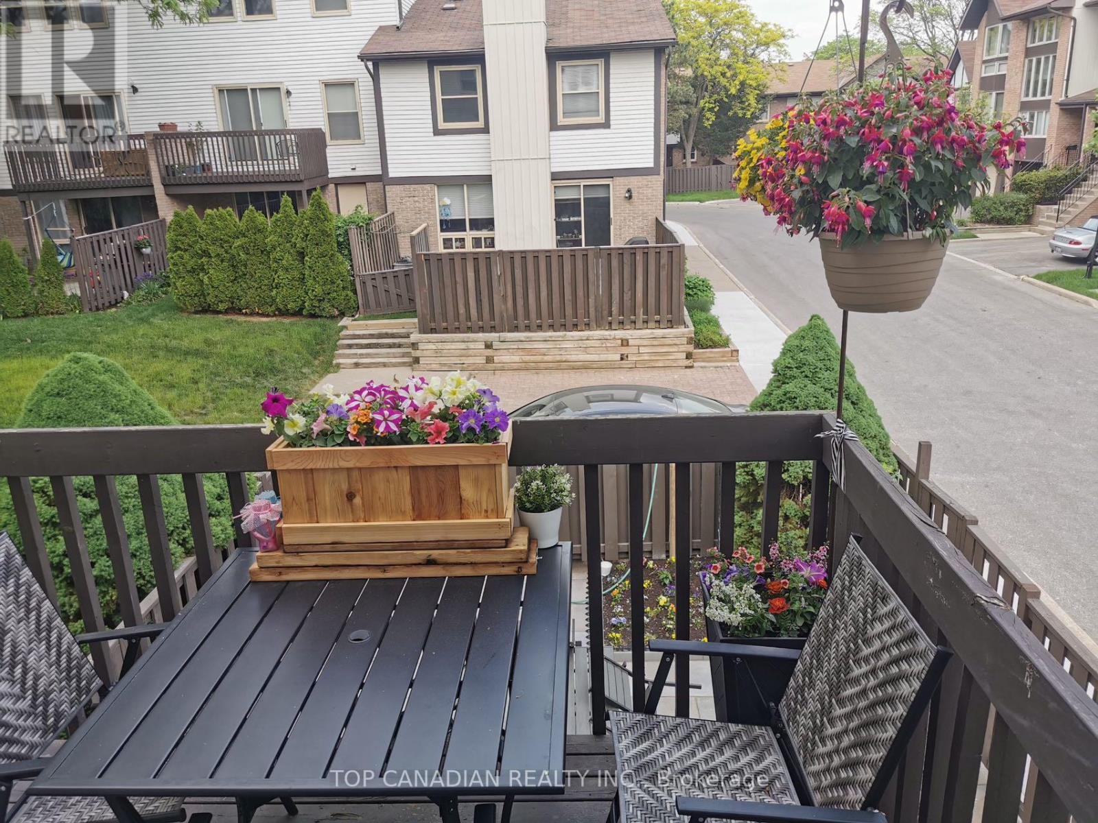62 - 55 English Ivyway Way, Toronto, Ontario  M2H 3M3 - Photo 3 - C12073570