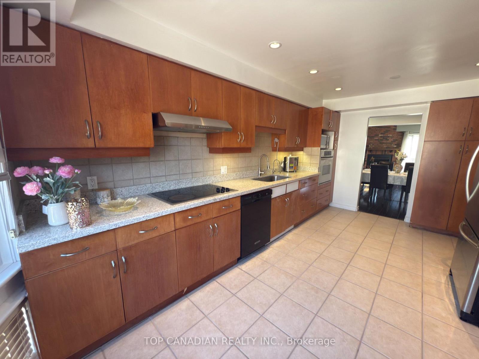 62 - 55 English Ivyway Way, Toronto, Ontario  M2H 3M3 - Photo 9 - C12073570