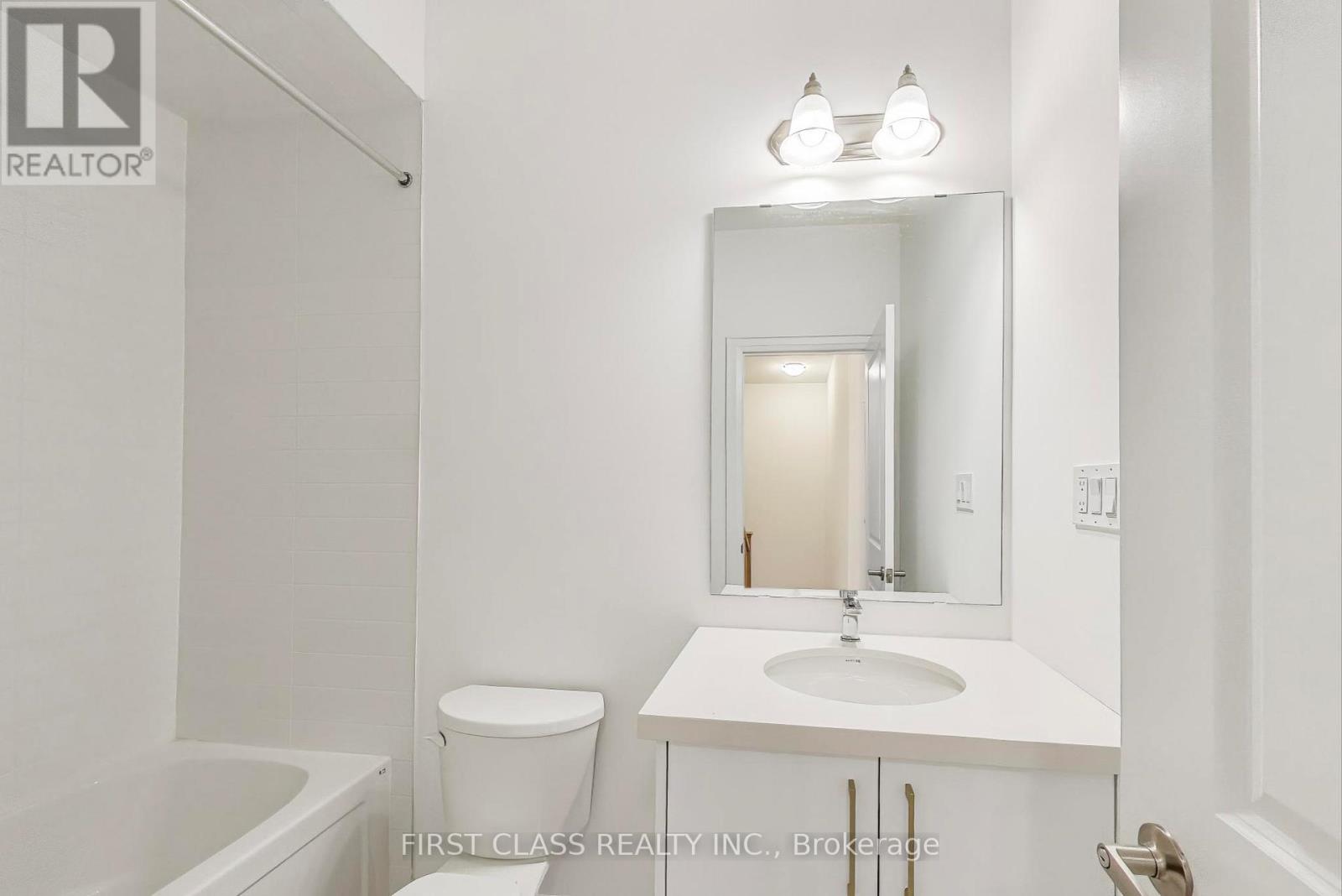 34 Chiara Rose Lane, Richmond Hill, Ontario  L4E 1L4 - Photo 25 - N12073539
