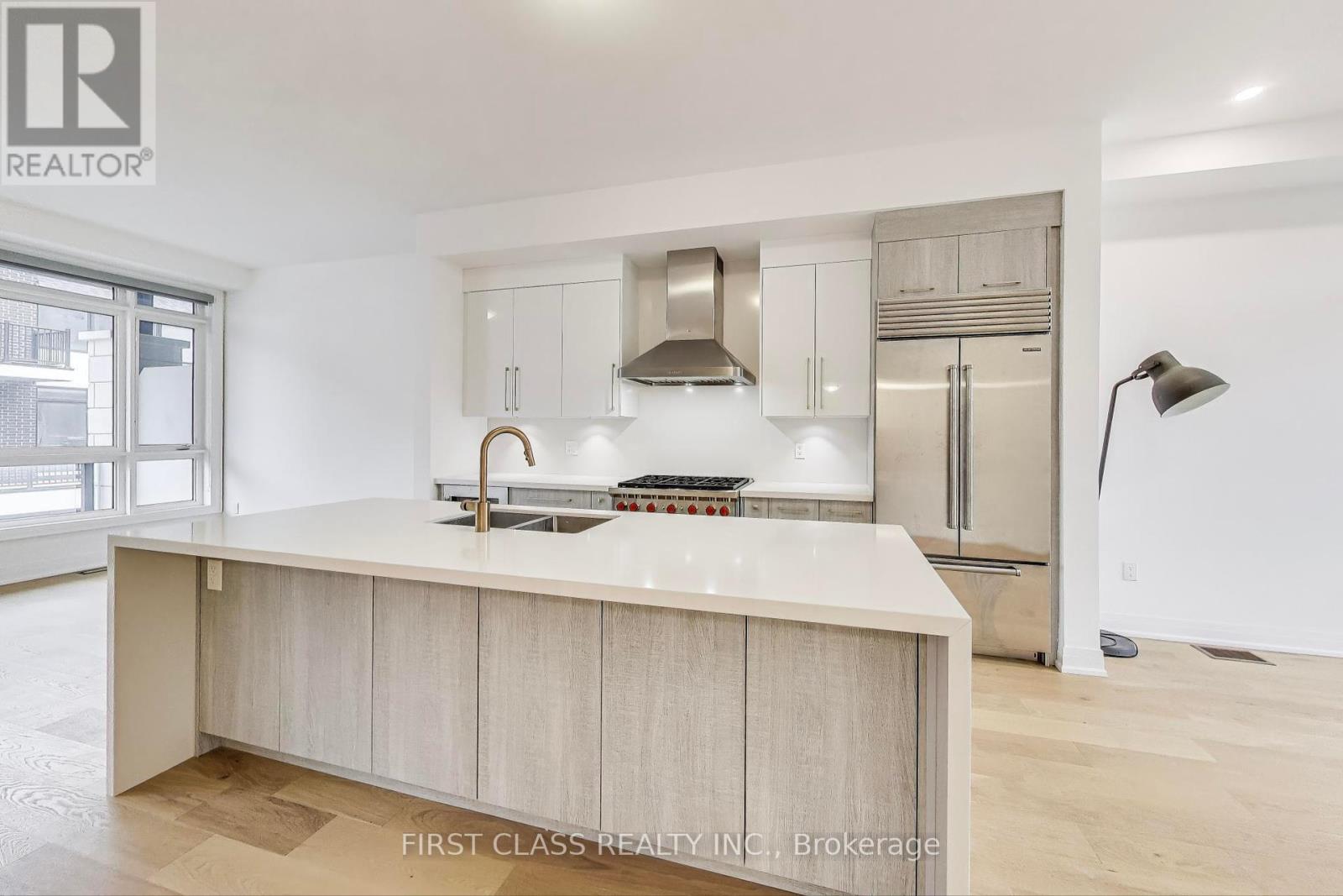 34 Chiara Rose Lane, Richmond Hill, Ontario  L4E 1L4 - Photo 7 - N12073539
