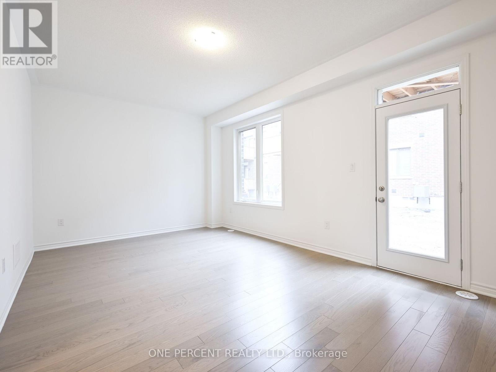 4045 Saida Street, Mississauga, Ontario  L5M 2S8 - Photo 7 - W12073550