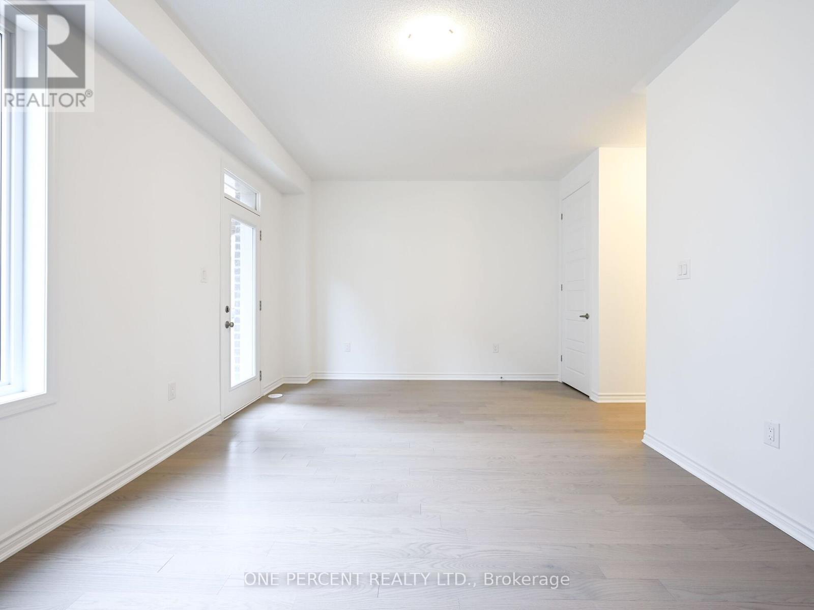 4045 Saida Street, Mississauga, Ontario  L5M 2S8 - Photo 8 - W12073550