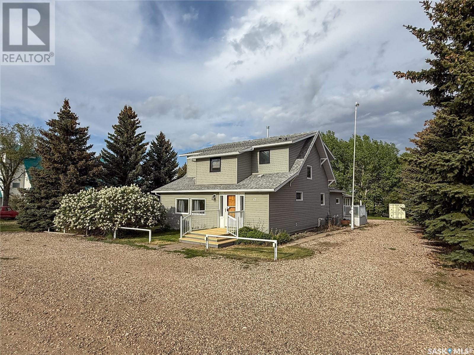 47 2nd STREET, tompkins, Saskatchewan