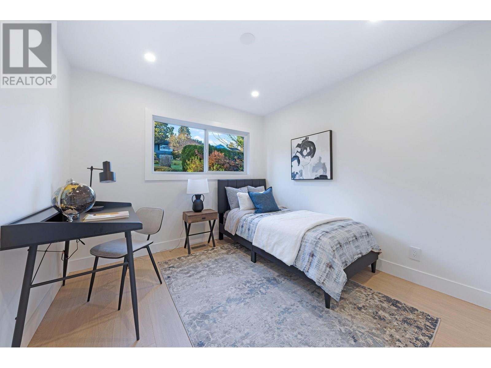 1225 Cloverley Street, North Vancouver, British Columbia  V7L 1N7 - Photo 13 - R2988821