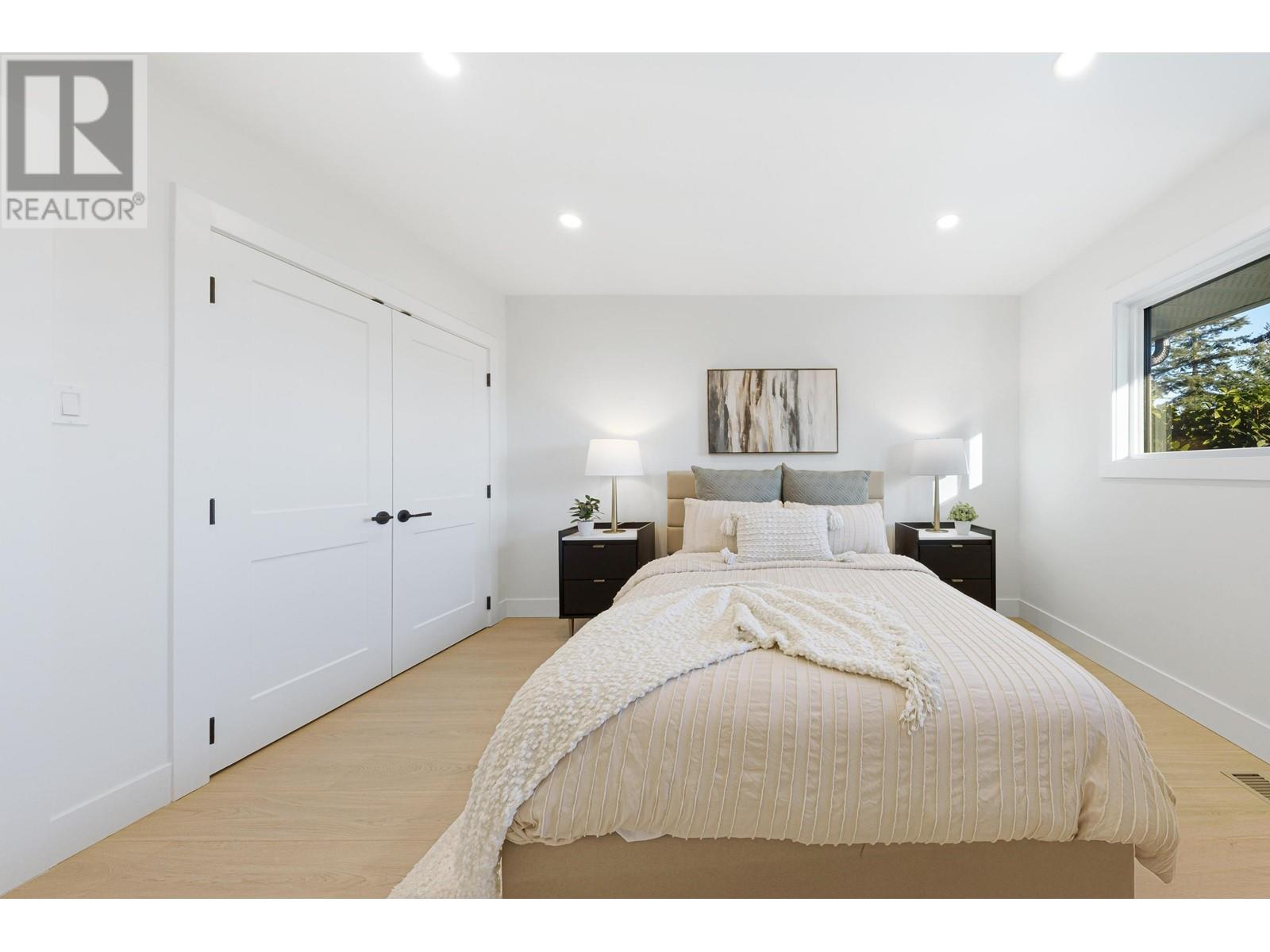 1225 Cloverley Street, North Vancouver, British Columbia  V7L 1N7 - Photo 17 - R2988821