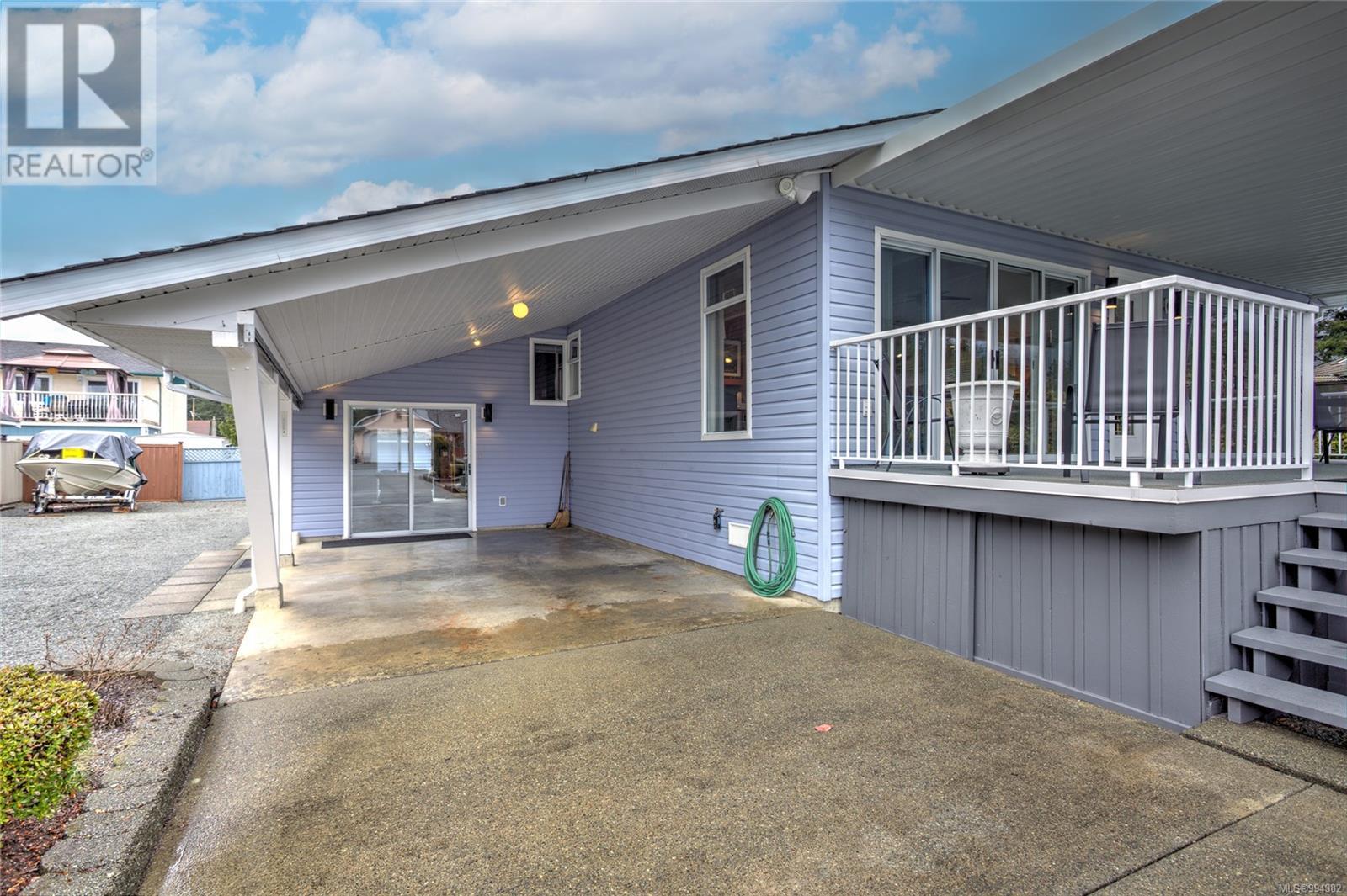 Property at 412 Scholey Cres image 3