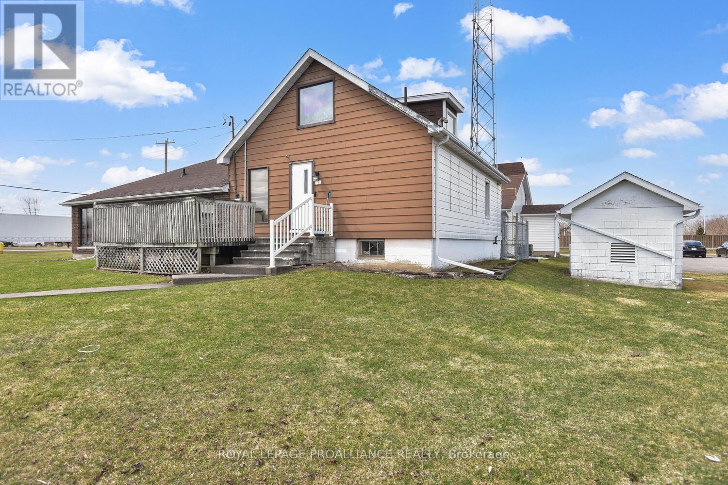 601 Stewart Boulevard, Brockville, Ontario  K6V 6Z6 - Photo 20 - X12073576