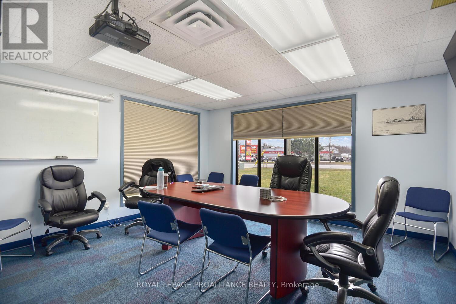 601 Stewart Boulevard, Brockville, Ontario  K6V 6Z6 - Photo 9 - X12073576