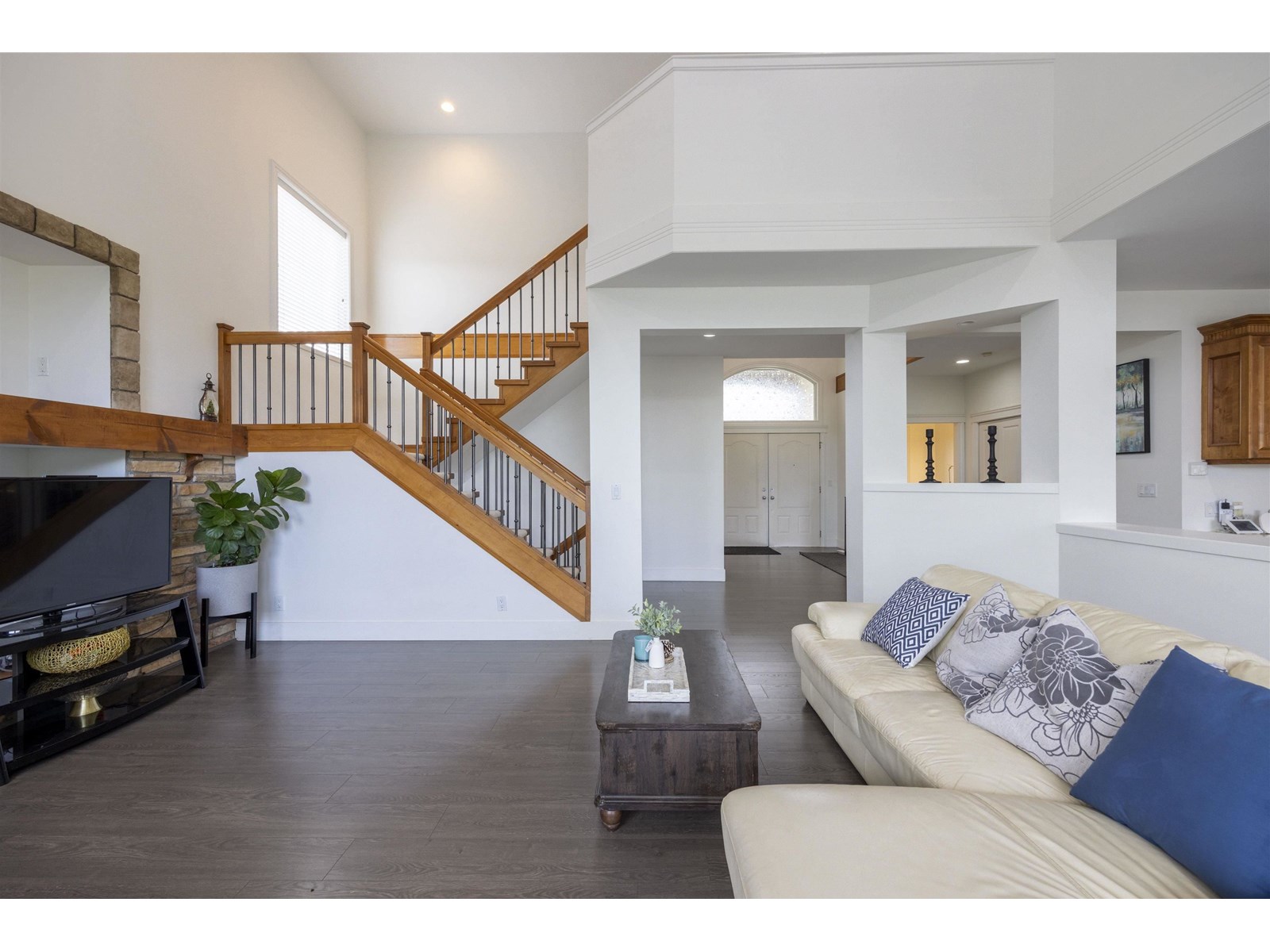 8598 171 Street, Surrey, British Columbia  V4N 5J1 - Photo 2 - R2988069