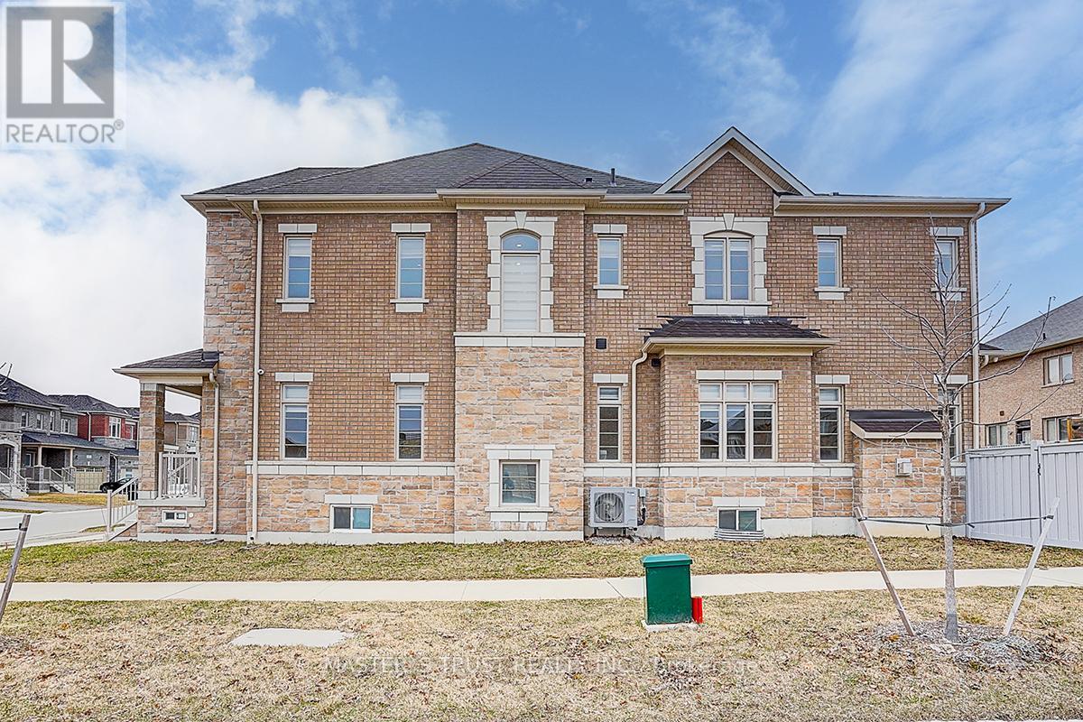 Property at 220 WESMINA AVENUE image 3