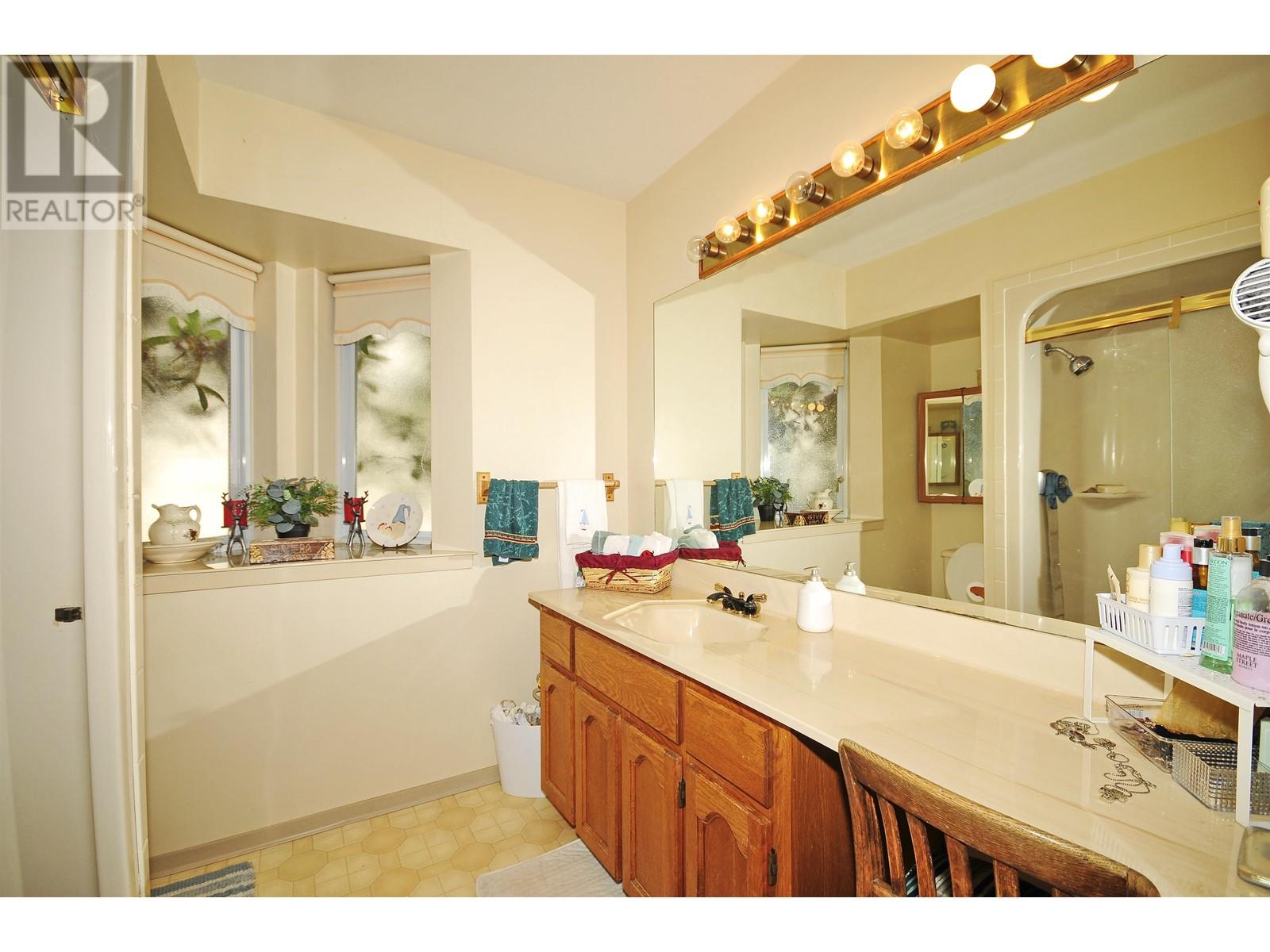 307 Rosehill Wynd, Delta, British Columbia  V4M 3L8 - Photo 13 - R2987886