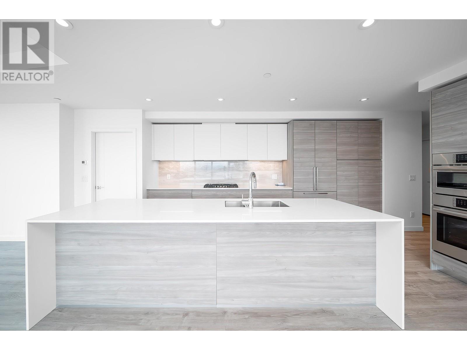 3706 660 Quayside Drive, New Westminster, British Columbia  V3M 0P1 - Photo 8 - R2988143