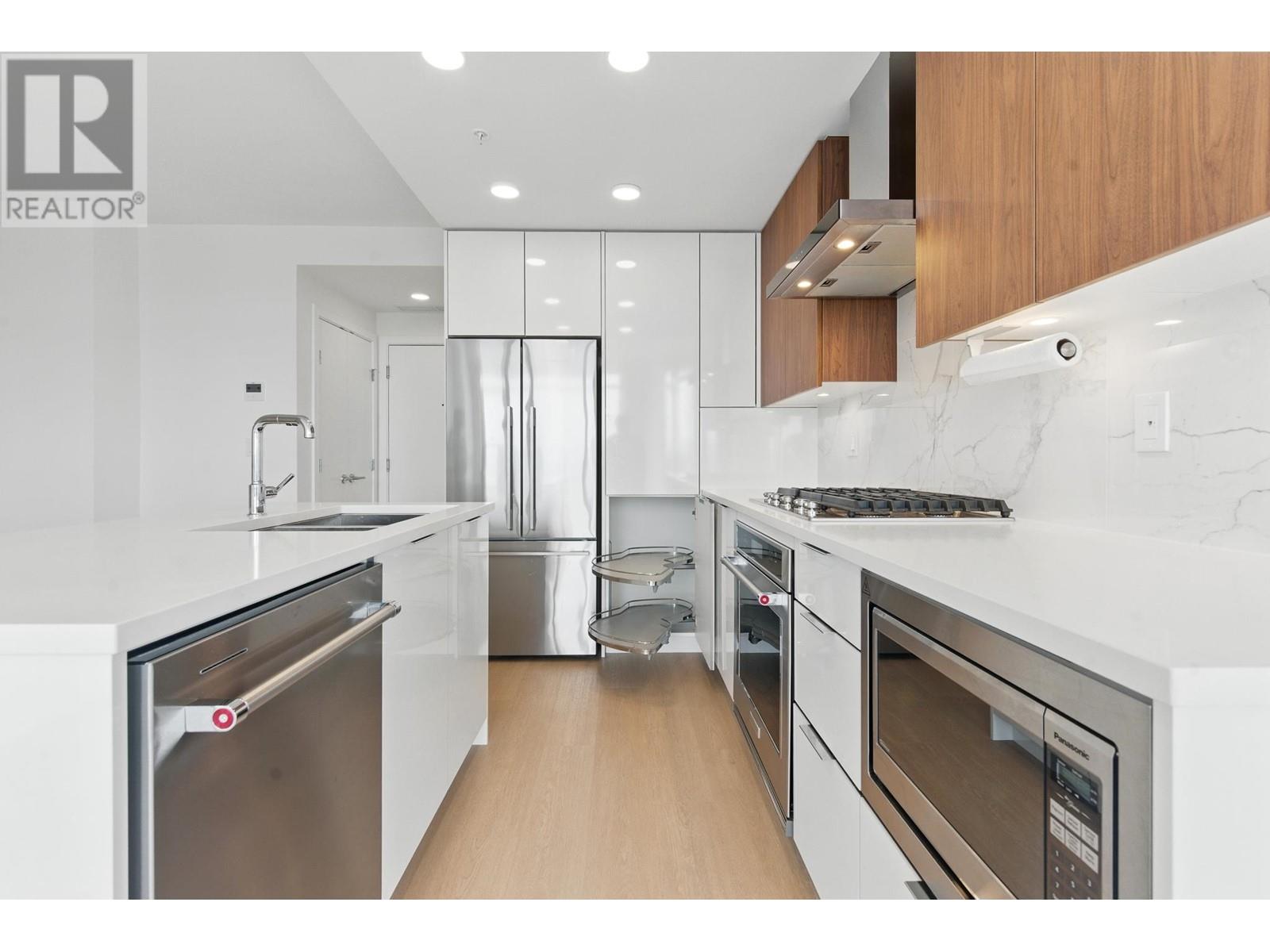 2207 7769 Park Crescent, Burnaby, British Columbia  V3N 0J7 - Photo 16 - R2988563