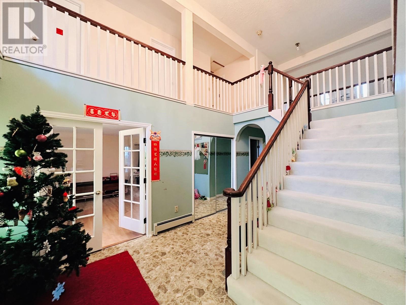 Listing Picture 8 of 16 : 3320 BARMOND AVENUE, Richmond / 烈治文 - 魯藝地產 Yvonne Lu Group - MLS Medallion Club Member