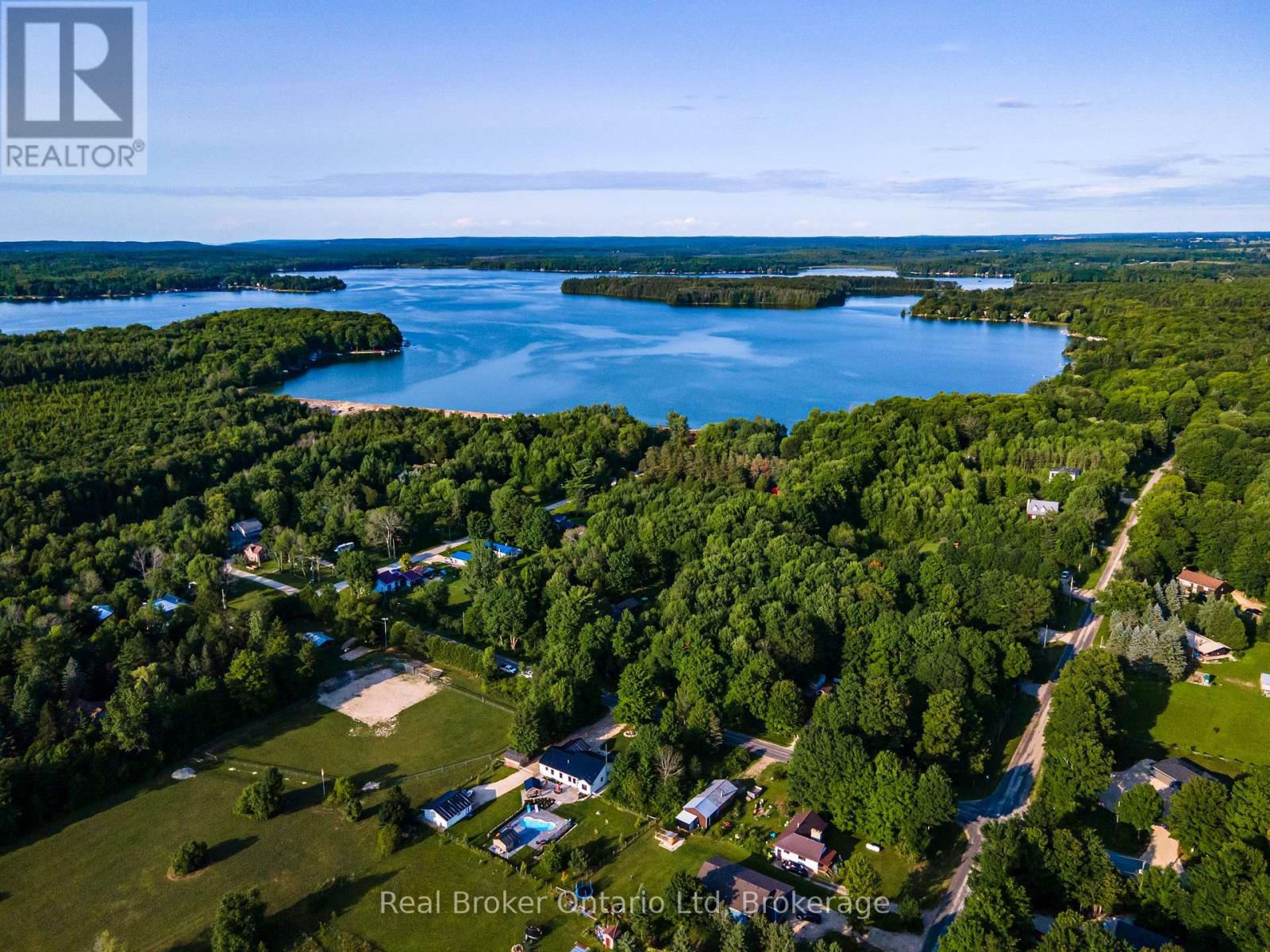 210 Inkerman Street, Grey Highlands, Ontario  N0C 1E0 - Photo 24 - X12073654