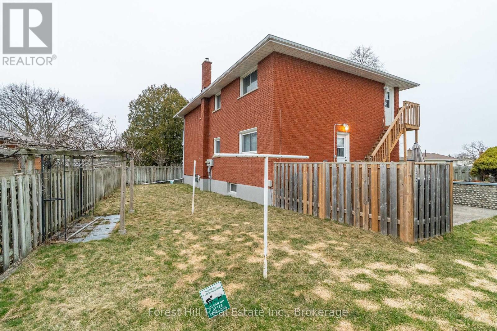 35 Shaftsbury Drive, Kitchener, Ontario  N2A 1N4 - Photo 30 - X12073669