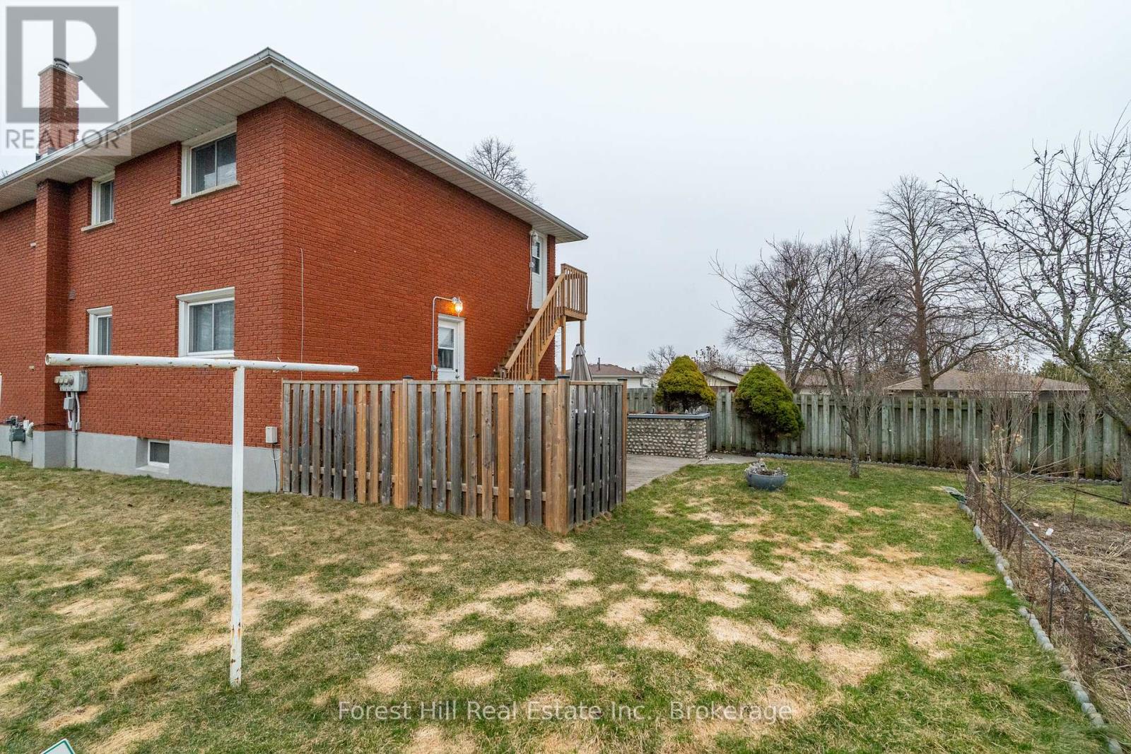 35 Shaftsbury Drive, Kitchener, Ontario  N2A 1N4 - Photo 31 - X12073669