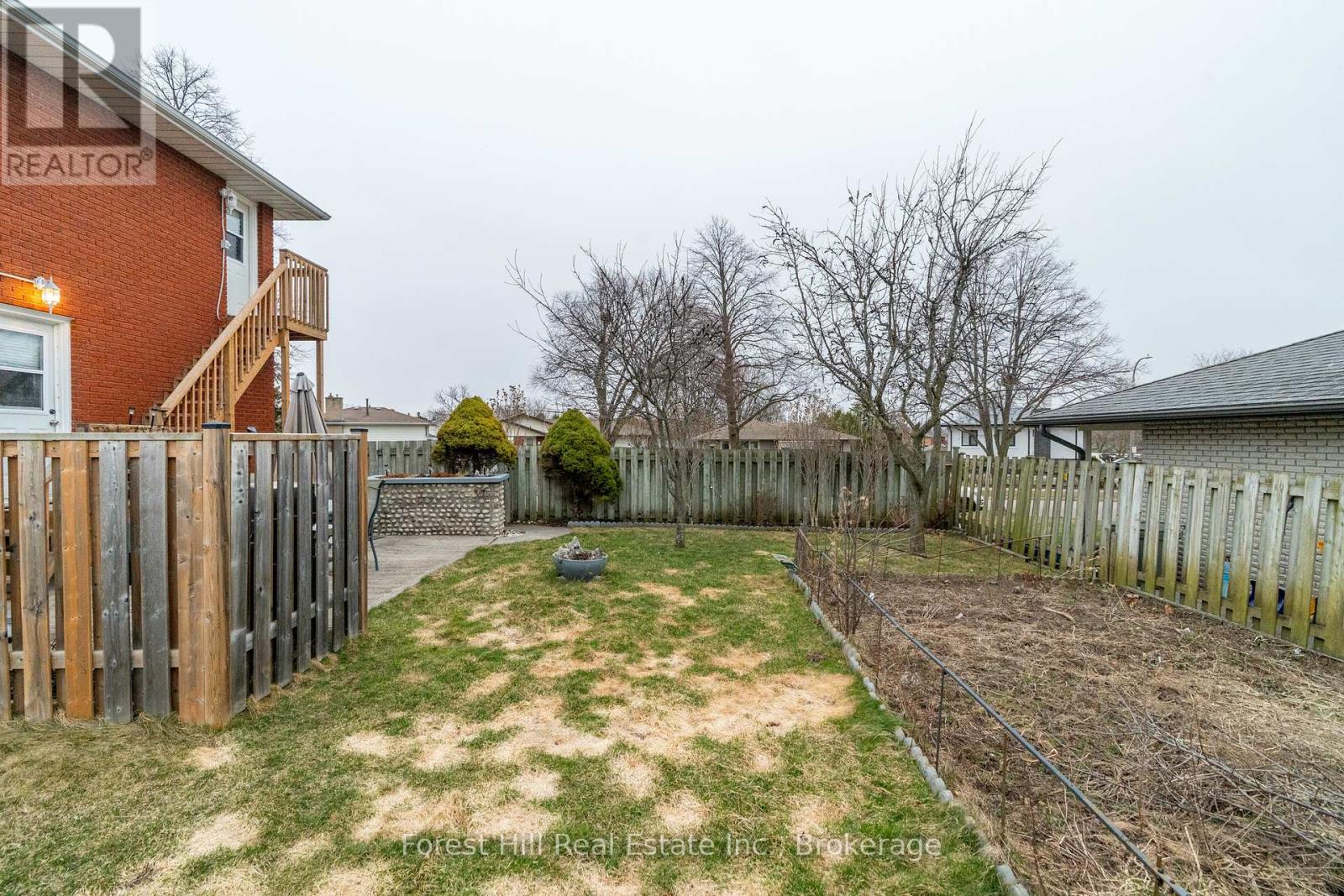 35 Shaftsbury Drive, Kitchener, Ontario  N2A 1N4 - Photo 32 - X12073669