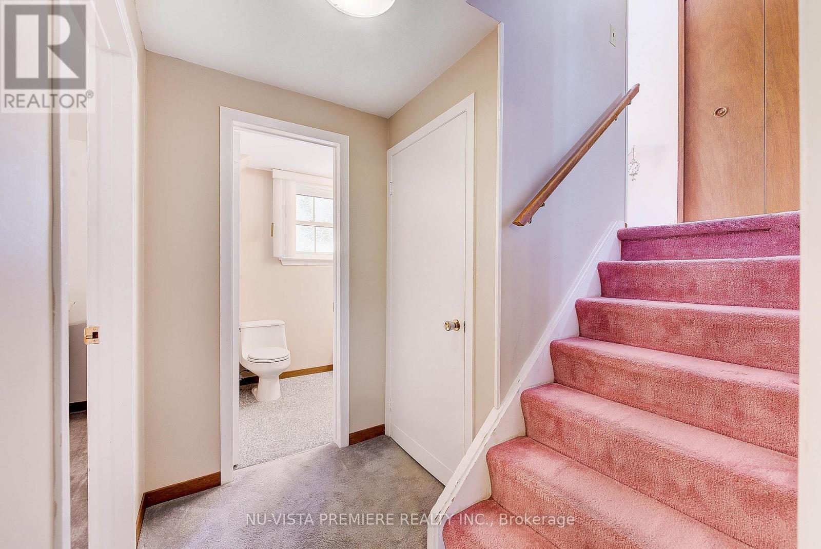 450 Three Valleys Crescent, London South, Ontario  N5Z 3E7 - Photo 11 - X12073662